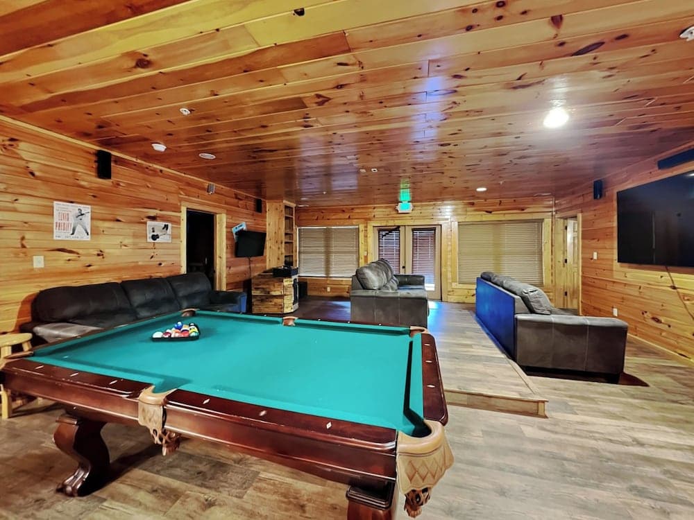 Hemlock Inn by Jackson Mountain Rentals