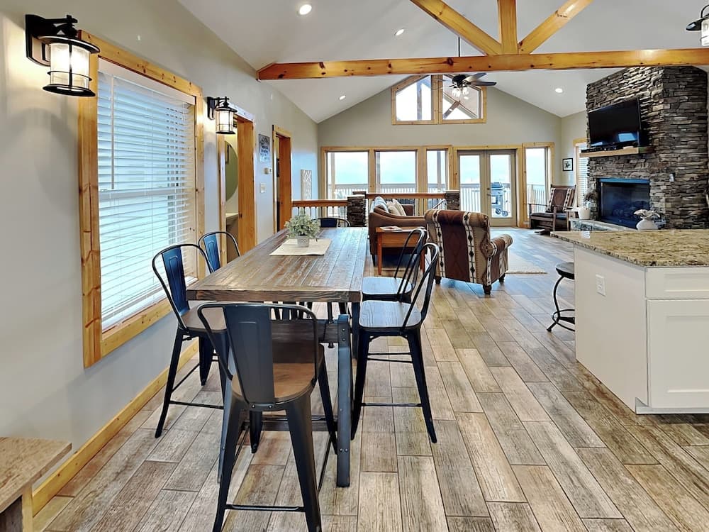 Hello Smokys by Jackson Mountain Rentals