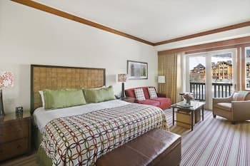 1228 Studio at The Lodge at Spruce Peak