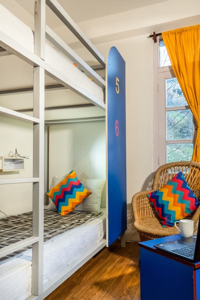 goSTOPS Manali Rooms & Dorms