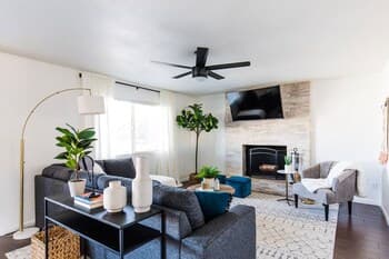 Perfect 4 Bdrm Home With Pool and Game Room!