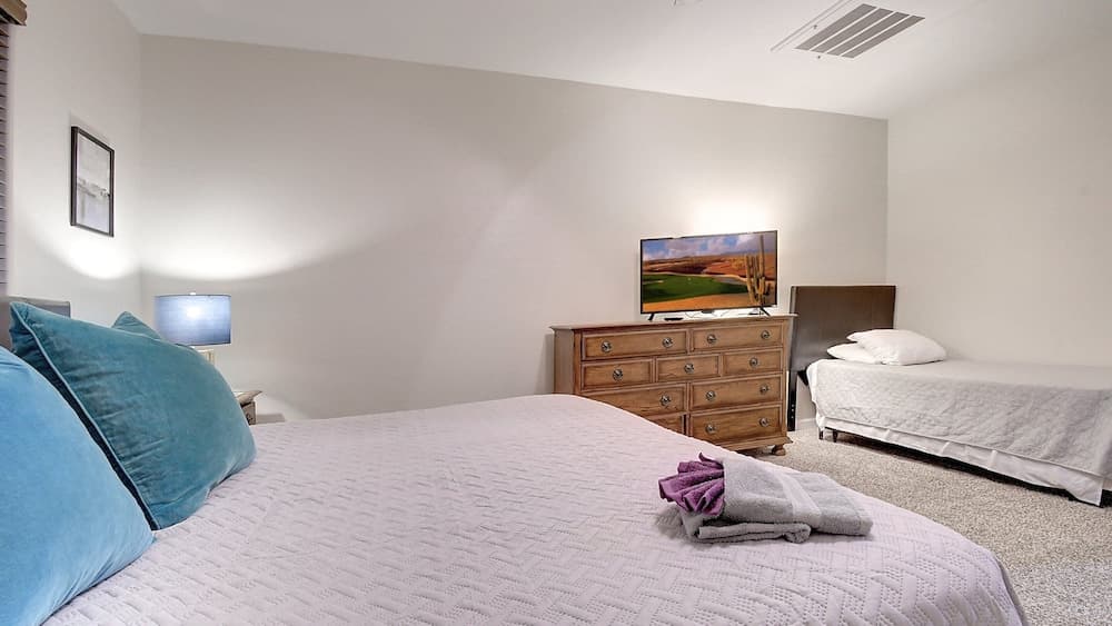 Custom Home! 2+ Acres True Indoor-outdoor Living!