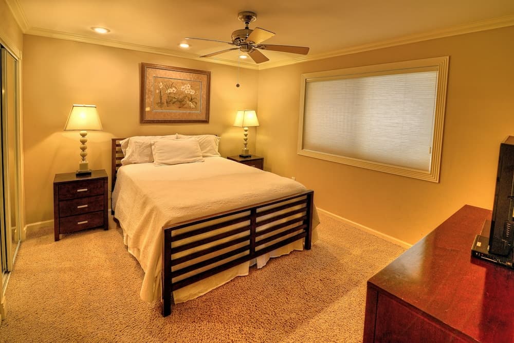 Just Listed! Kierland Home w Htd Pool and Hot tub