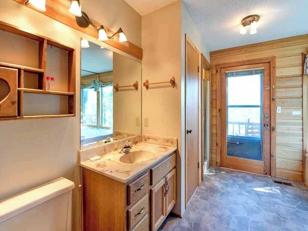 Woodshed by Jackson Mountain Rentals