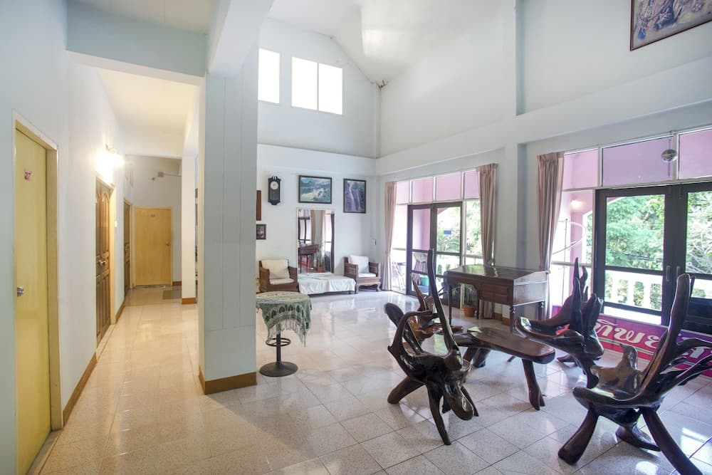 OYO 75357 Thipsiri Home