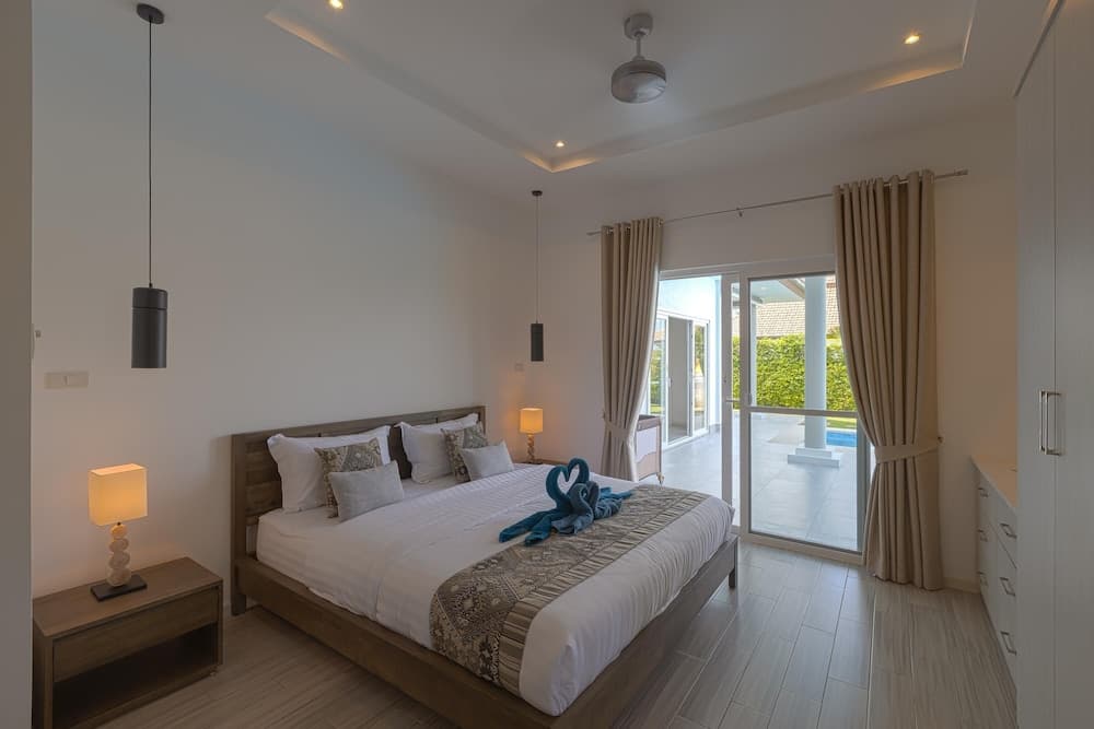 Modern 3 Bedroom Pool Villa MP67