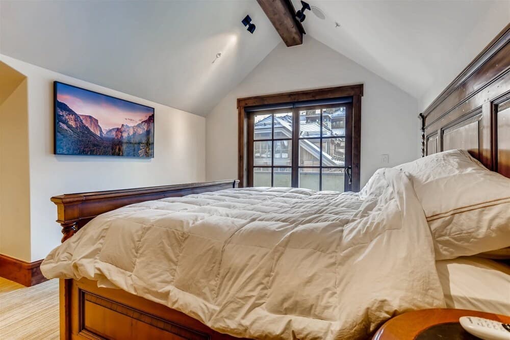 1-#42 4BD One Willow Bridge Road