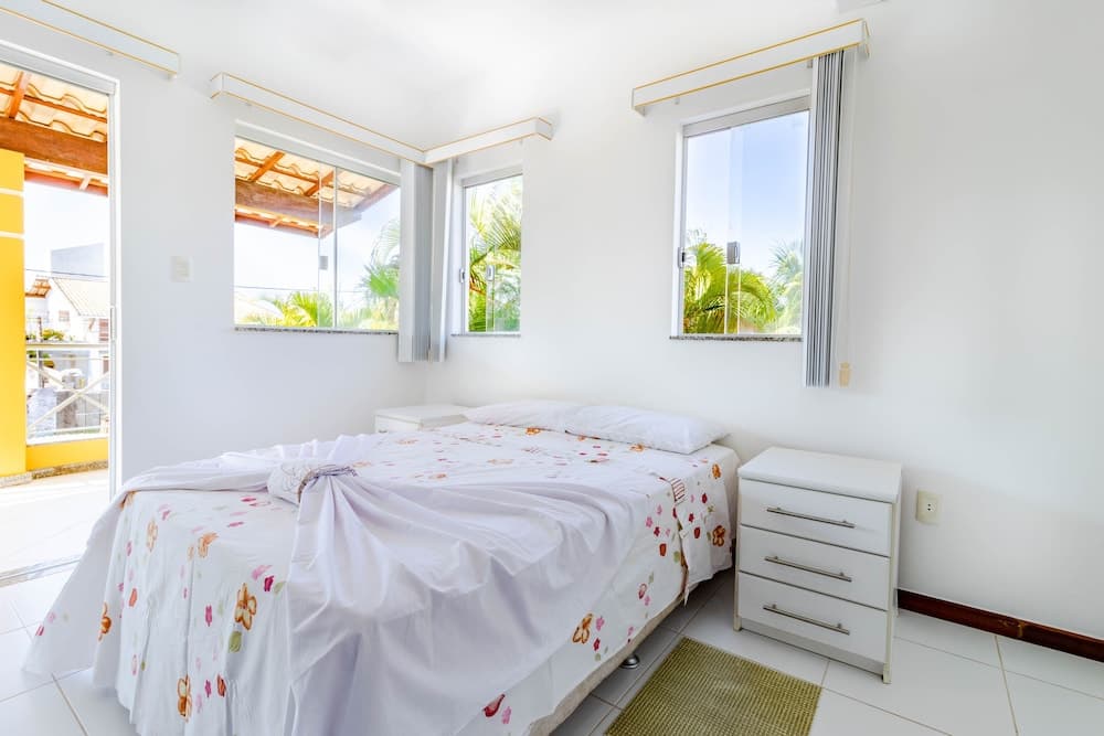 GB16 Casa 6 Suítes a 50m da Praia