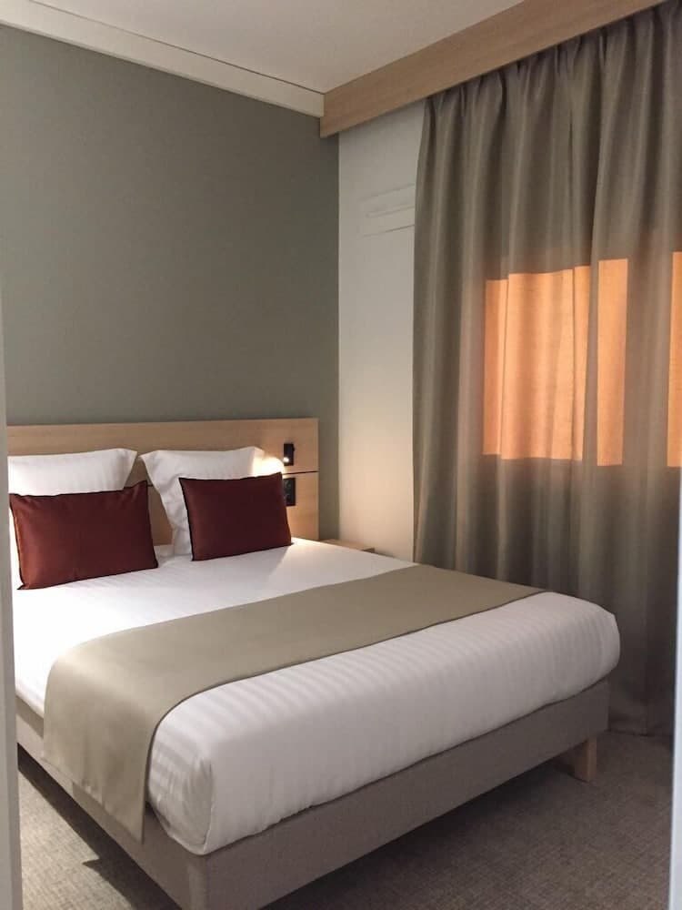 Hôtel AKENA TROYES - La Chapelle-Saint-Luc