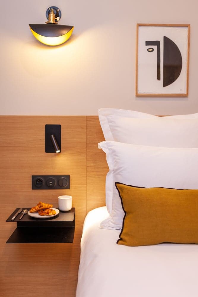 Tinah - Champs Elysées