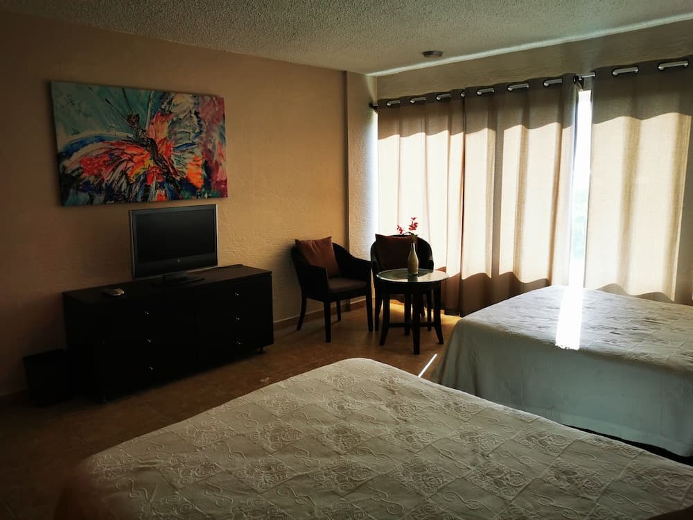 Cozy Studio In Beachfront Condominium