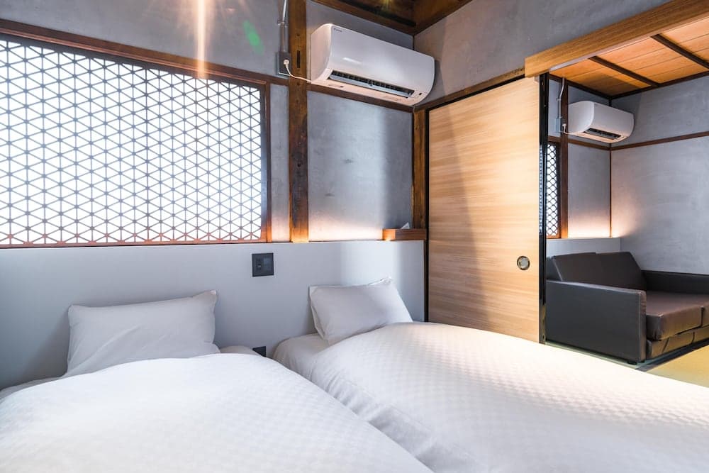 KONJAKUSO Osaka Bentencho "HIKARIYUYA" Projection Mapping SPA