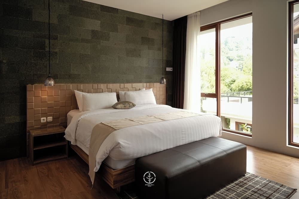 Asmaya 7BR Villa private heated pool and billiard