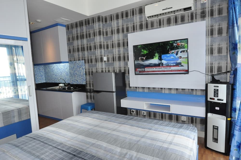 Clean & Compact Room at Elpis sun rise view