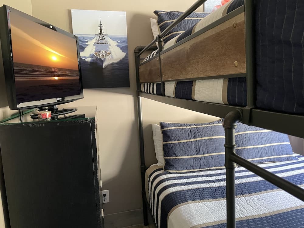 Forever Sunshine Ix - Weekly Beach Rental 9 Bedroom Apts by Redawning