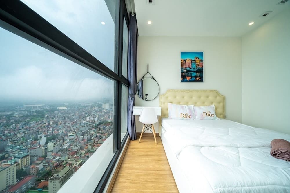 Bom Homes - Vinhomes Skylake Serviced Apartment