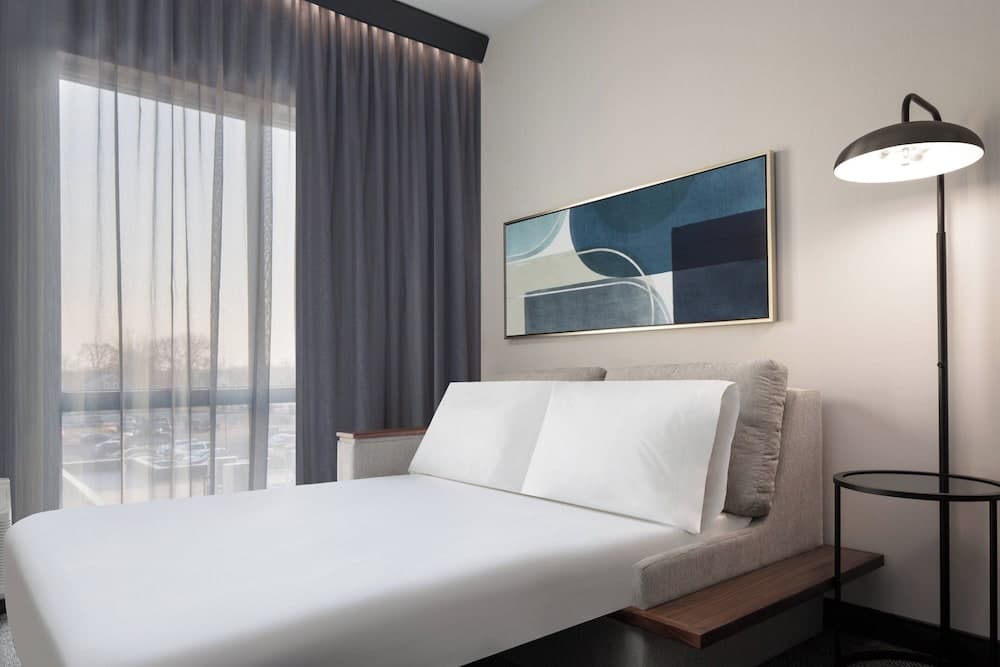 Courtyard by Marriott Lansing Downtown