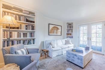 Blue Water: The Cottage