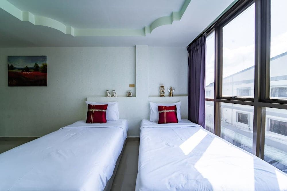 OYO 75377 Check In House