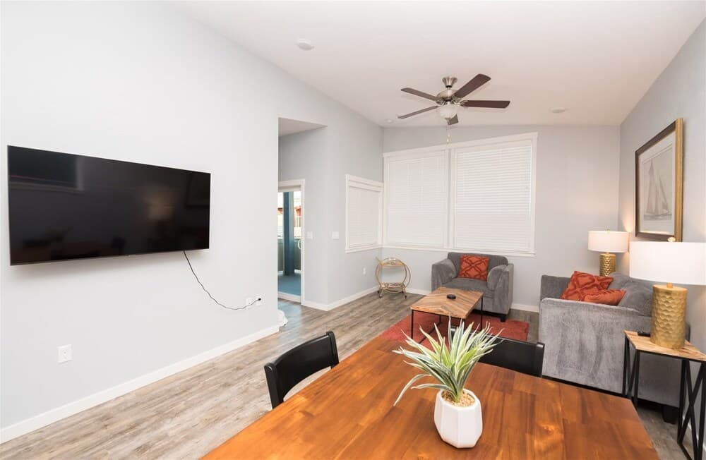 Enjoy Pocket Community Living