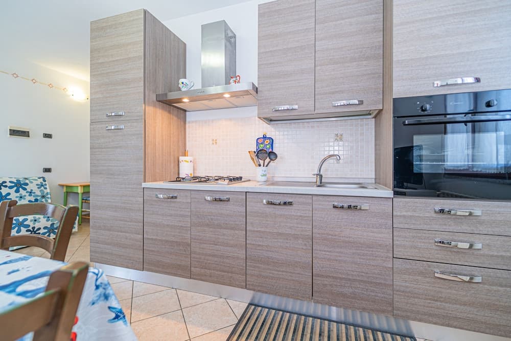 Apartment in Villa 2 to 4 Persons With Large Garden "stella"