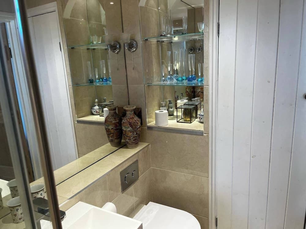 Bramble Bank 'cartshed'-1 Bed Cottage-sleeps 2