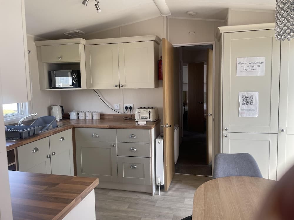 Stunning 3-bed Caravan in Clacton-on-sea