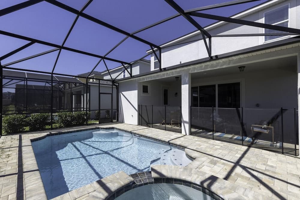 9002pct - Solara Resort