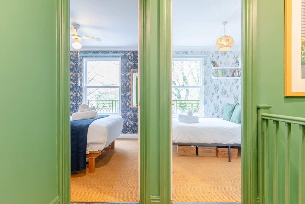 3 Bed House, Sleeps 8 - Near St Pancras