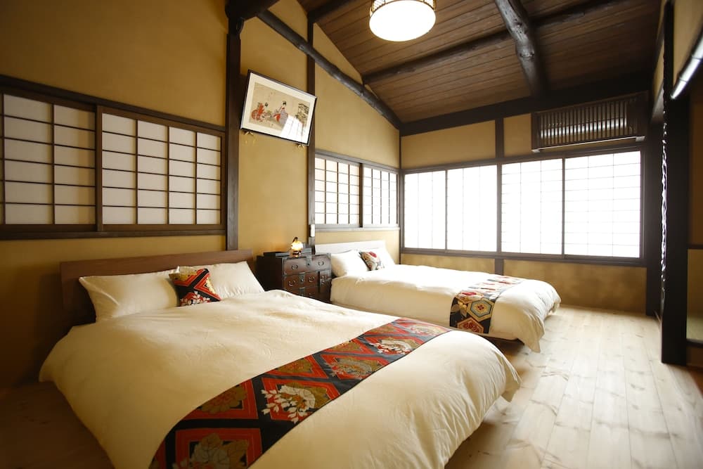 Yamagata Kyomachi Hatago Nishijin