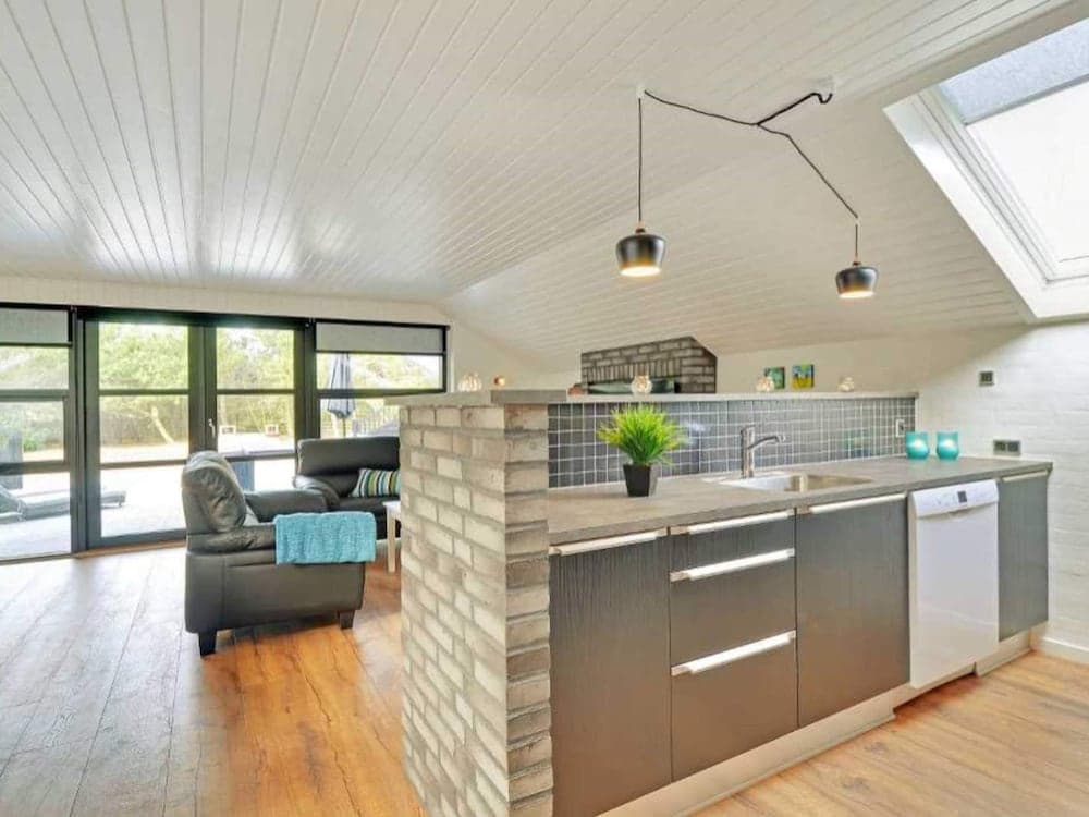 6 Person Holiday Home in Blavand