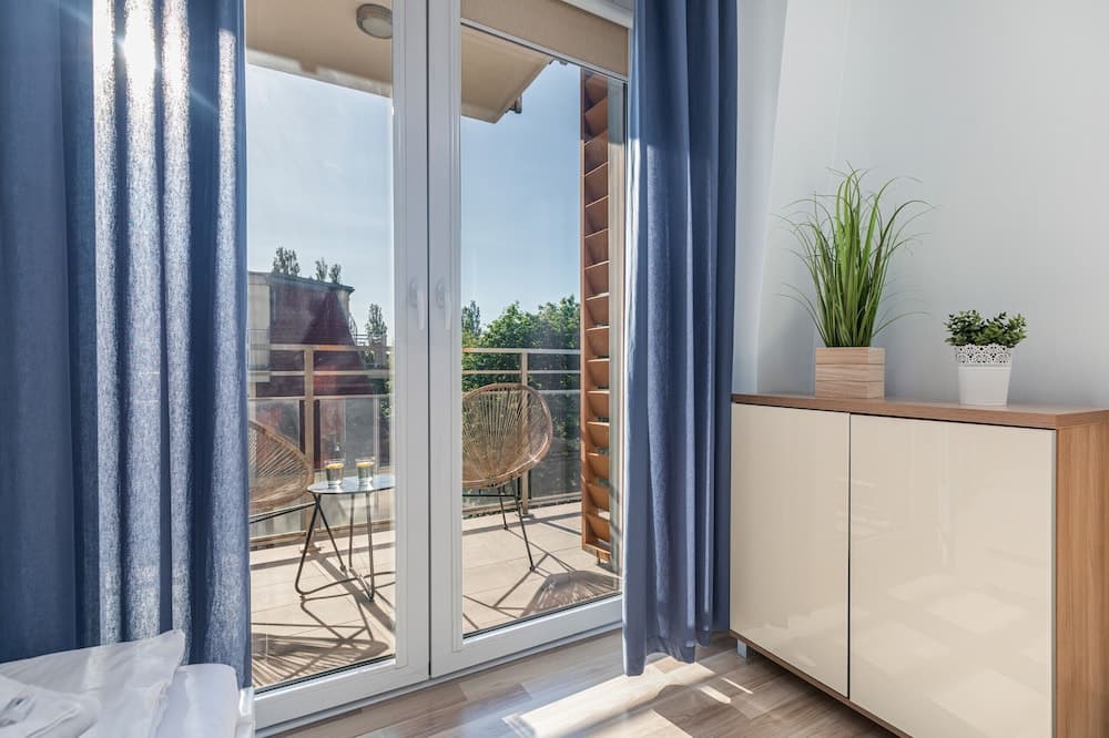 Apartments Feniks by Renters