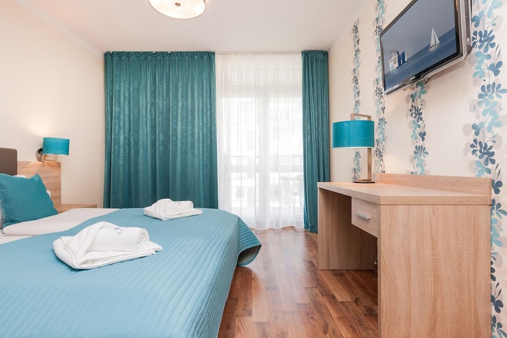 Villa Mistral Apartments by Renters