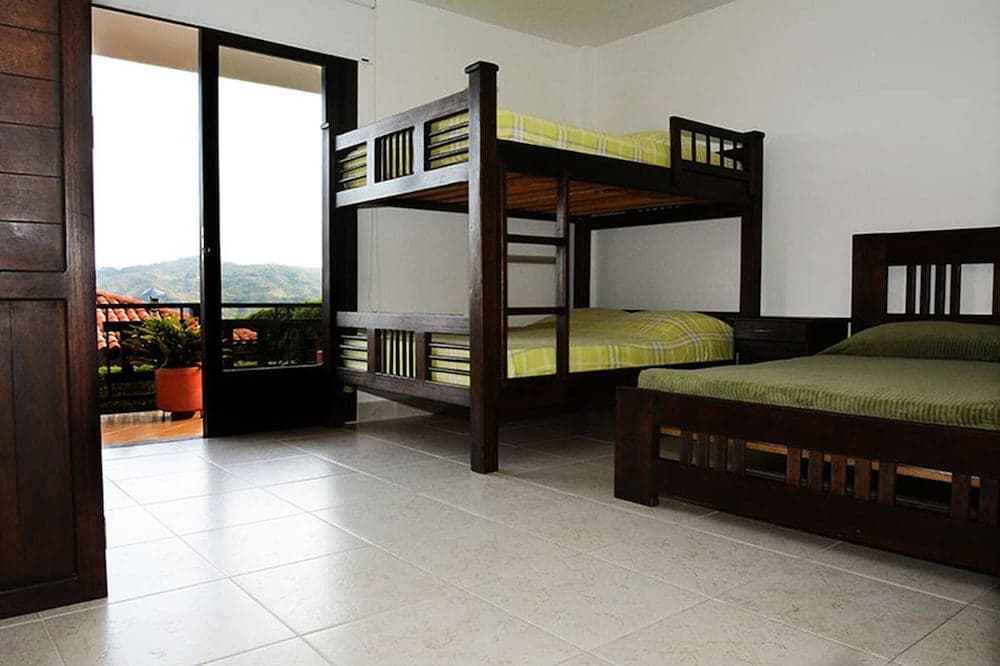 Finca Lago Calima With Excellent View