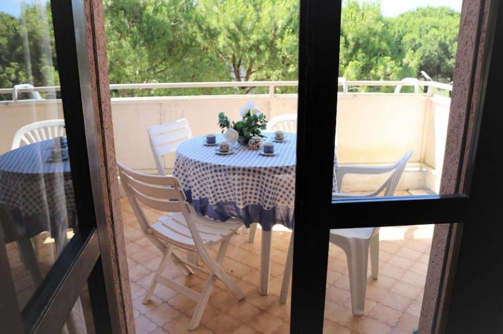 Quiet Residence With Pool