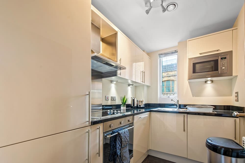 One Bed Apartment in Waterloo near Southwark