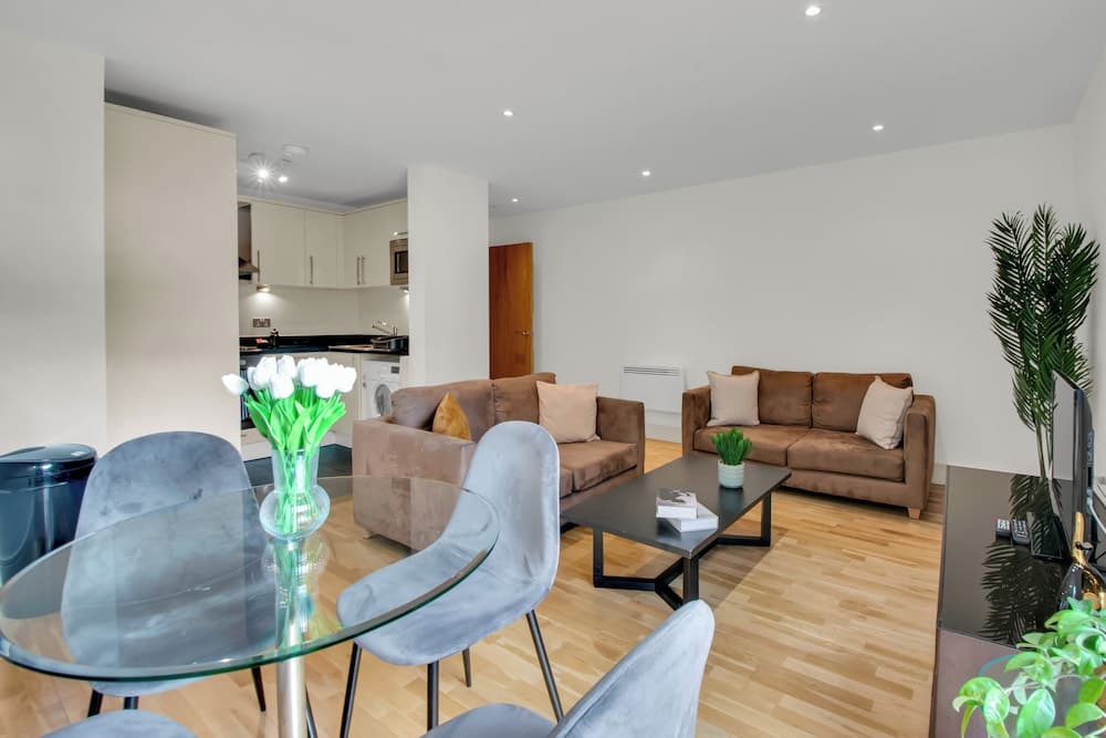One Bed Apartment in Waterloo near Southwark