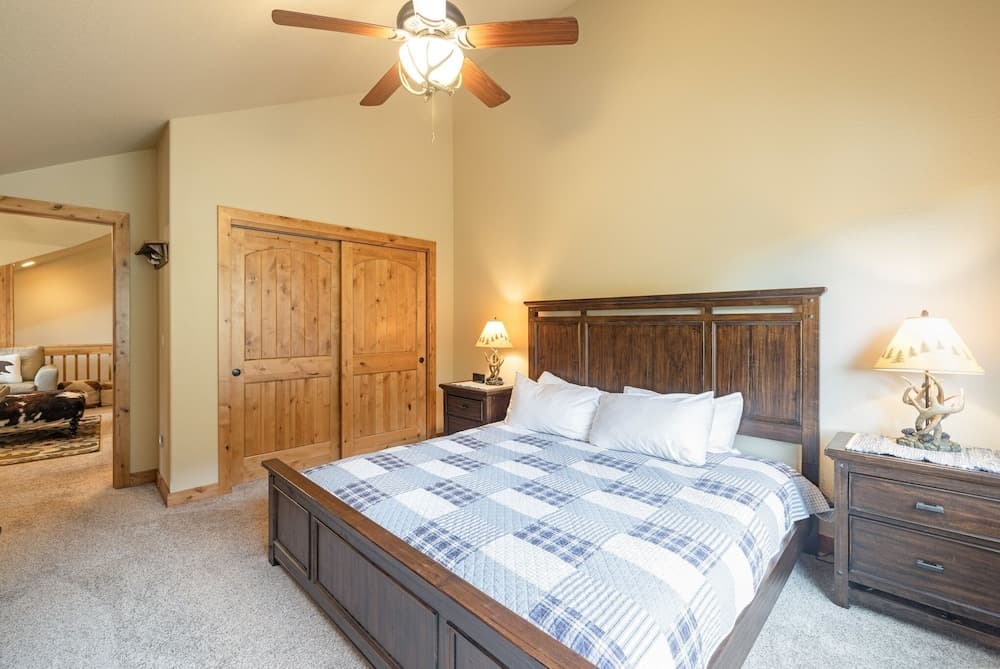 River Rock -- Ev # 3 Bedroom Condo by RedAwning