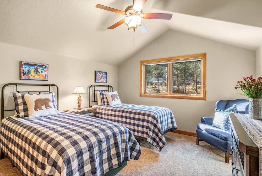 River Rock -- Ev # 3 Bedroom Condo by RedAwning