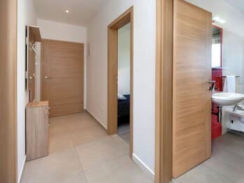 Nice Apartment With Balcony on the Second Floor With a Lovely View of the sea