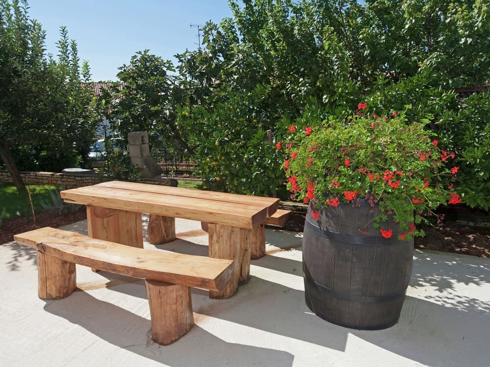 Nice Apartment With Balcony on the Second Floor With a Lovely View of the sea