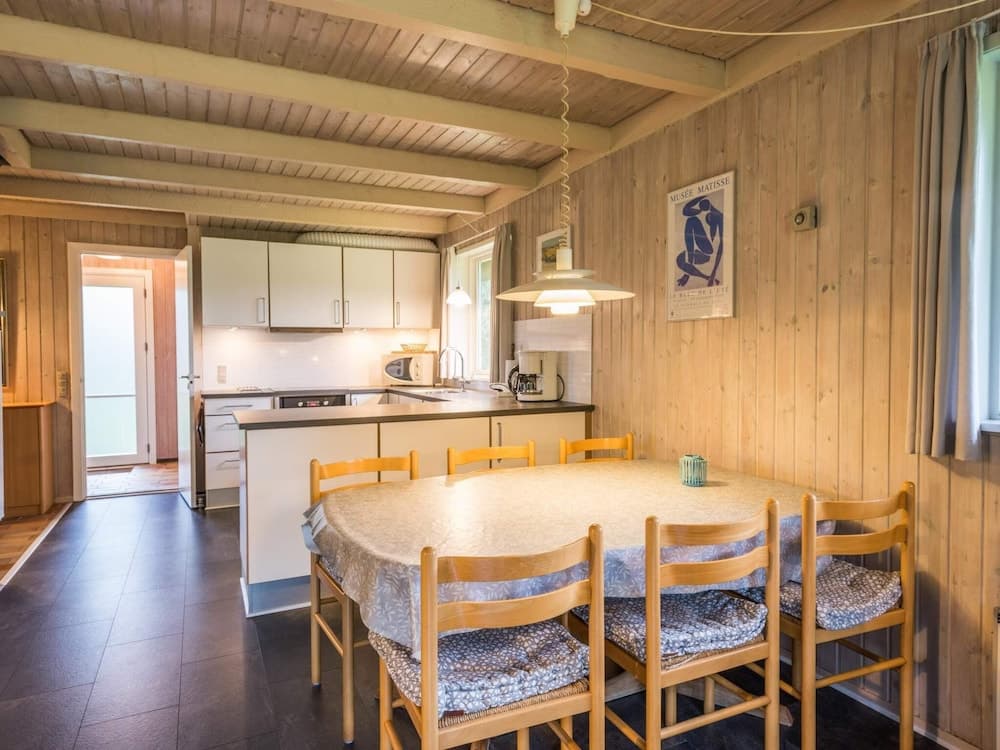 6 Person Holiday Home in Henne