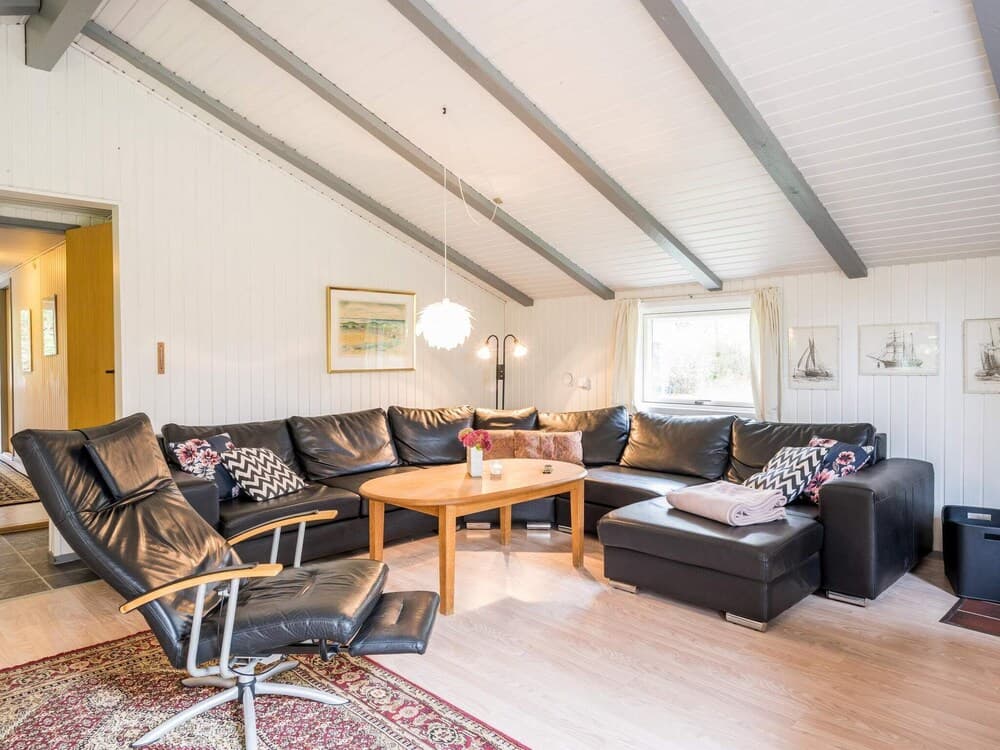 6 Person Holiday Home on a Holiday Park in Oksbol