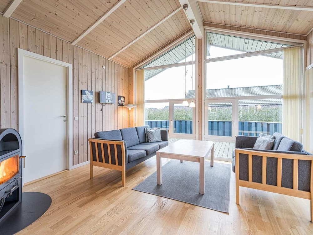 6 Person Holiday Home in Tarm