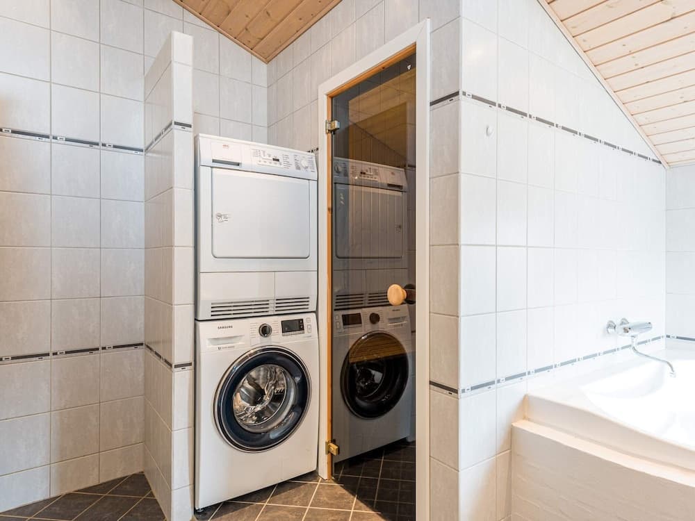 7 Person Holiday Home in Tarm