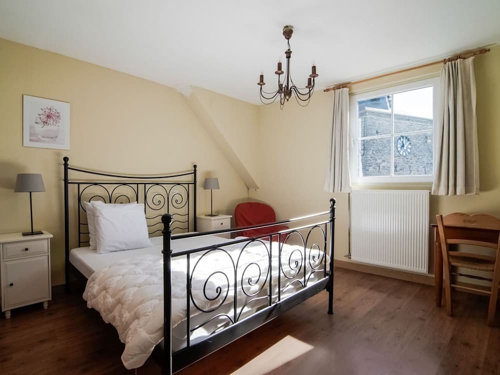 Timeless Cottage in Vresse-sur-semois With Terrace