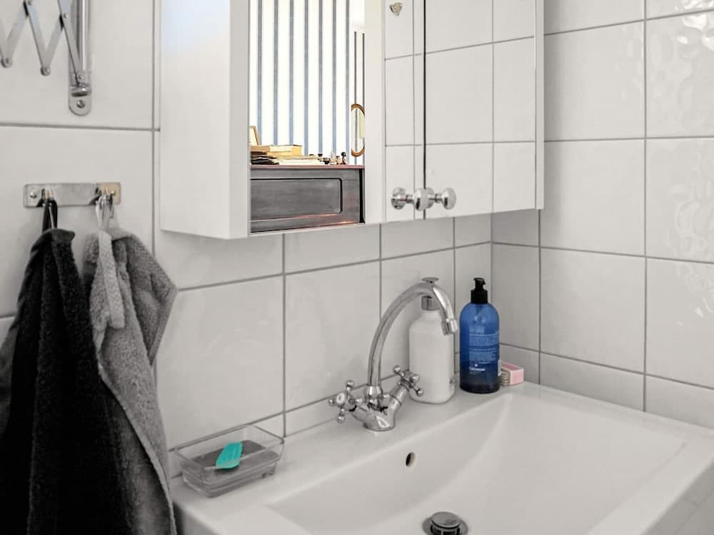 6 Person Holiday Home in Gullholmen