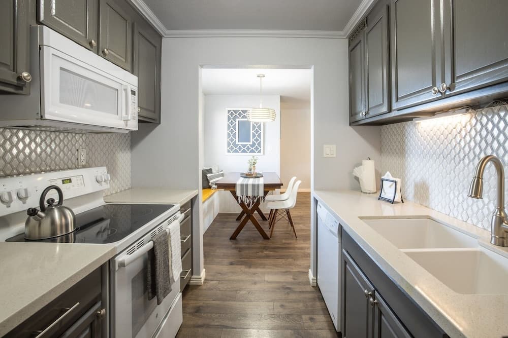 Scottsdale Camelback Rd 1 Bedroom Condo by Redawning