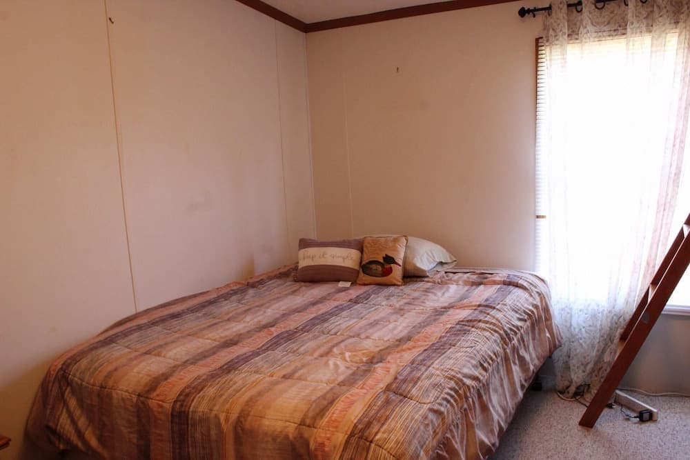 Peaceful Pine Lodge Right On Pine Creek