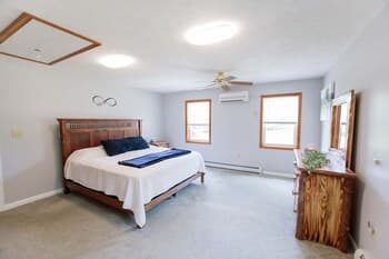 Deerfield Retreat on 50-acres Super Secluded S